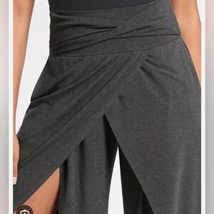 Size L Grey Athleta release pant